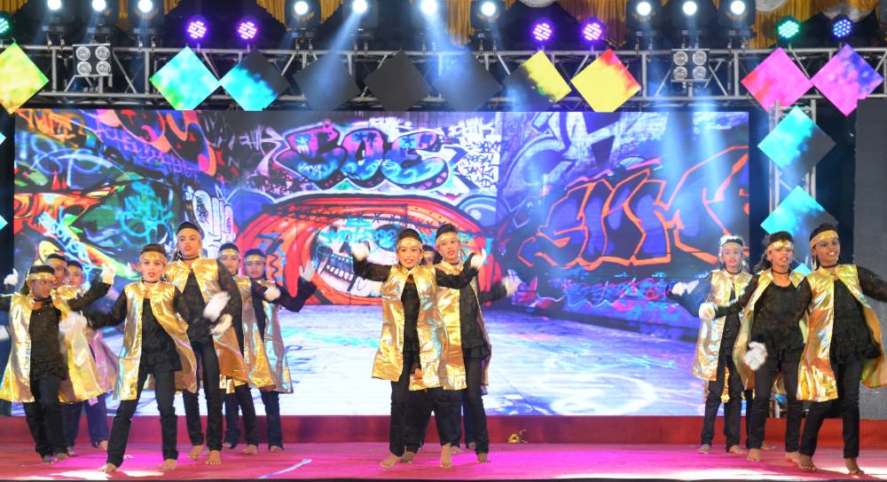 The Sunbeam fest was a gala event where the exemplary showcase of talents dazzled the viewers. With lights, cameras, colorful attires and a grand stage...